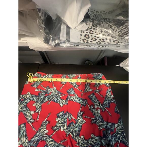 LuLaRoe Women's Tall and Curvy Leggings Size 16 Statue Of Liberty Themed - Picture 5 of 9